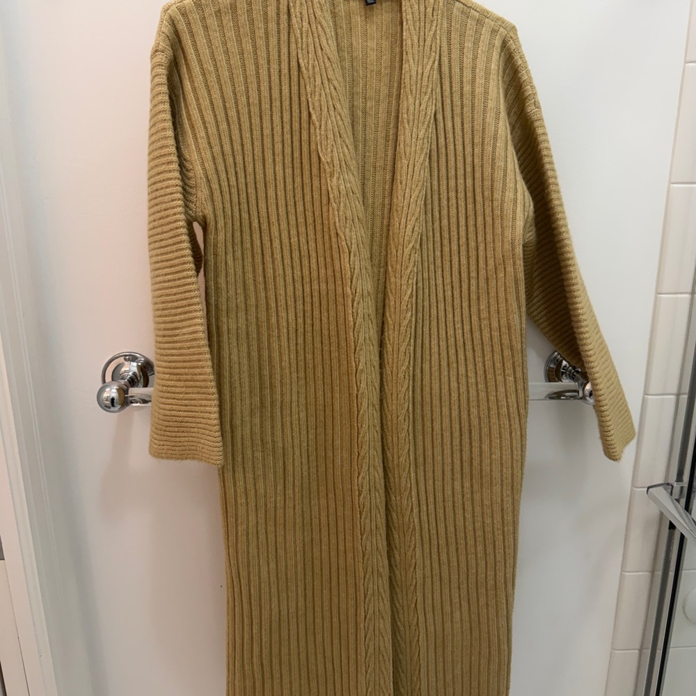 Elegant Tan Ribbed Cardigan
